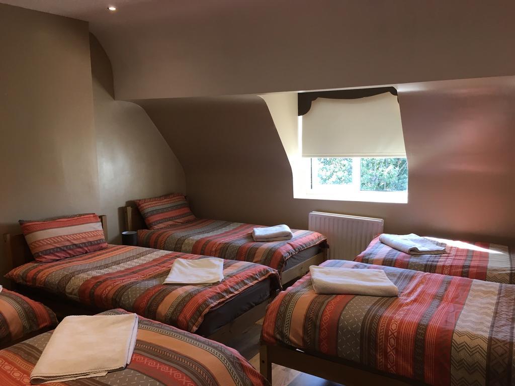 Anfield Accommodation Part Of The Twelfth Man Public House Liverpool Extérieur photo